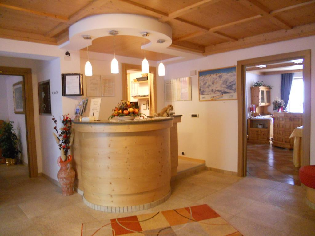 Residence Garni Manuela Cavalese Zimmer foto